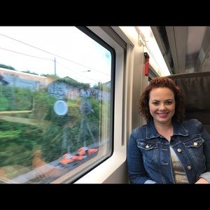 Meet your Posher, Frances